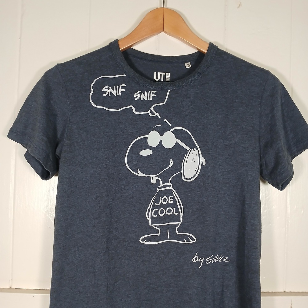 Uniqlo T-Shirt Women Medium Blue Peanuts Joe Cool Snoopy Graphic Tee 241-404728
